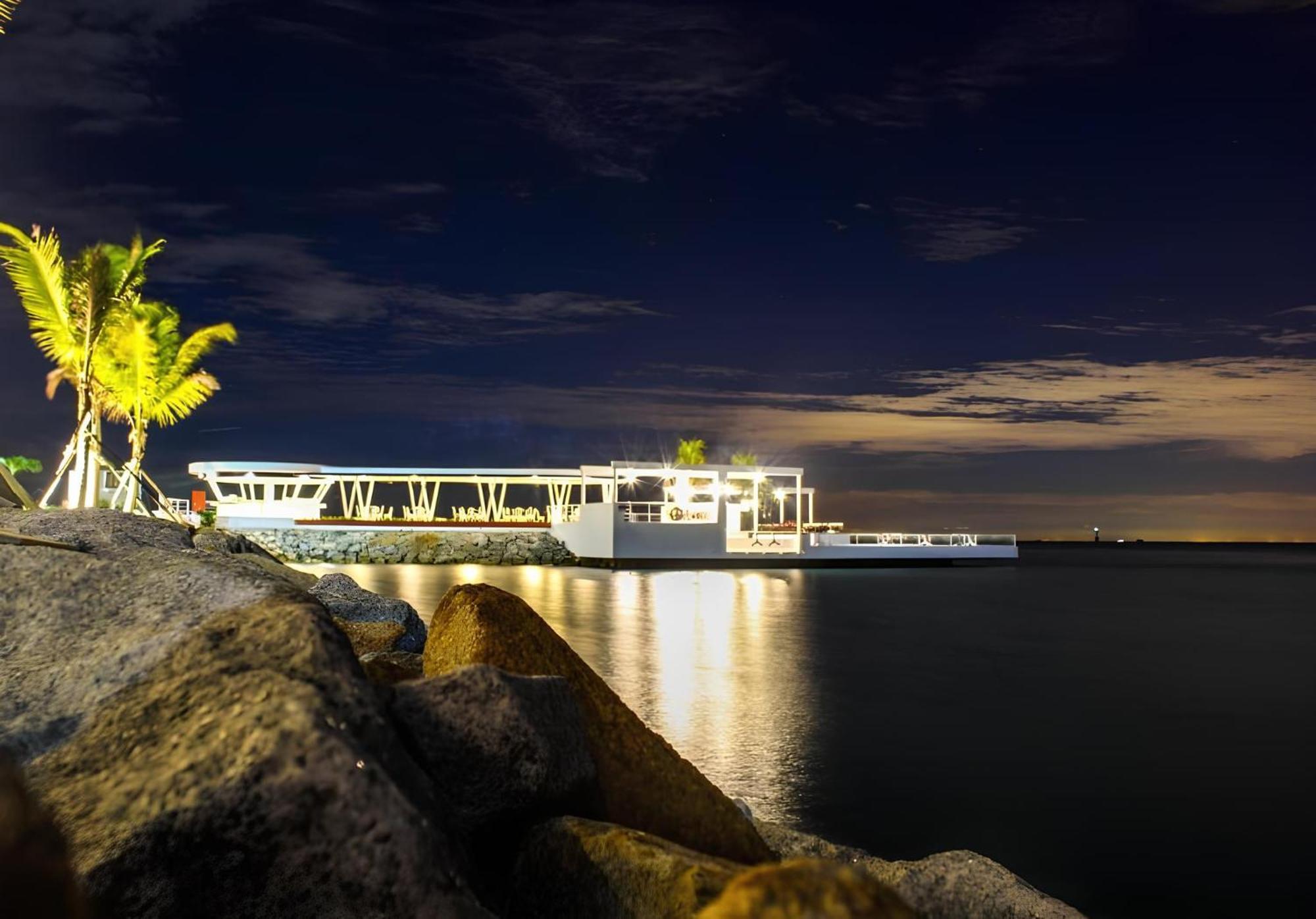 Doulos Phos The Ship Hotel ラゴイ エクステリア 写真